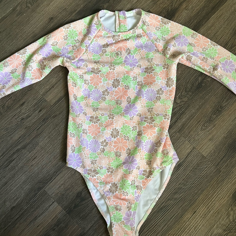 Roxy Floral Kids Bodysuit - Pink, Green, Purple, size 14 girls/XL | worn once